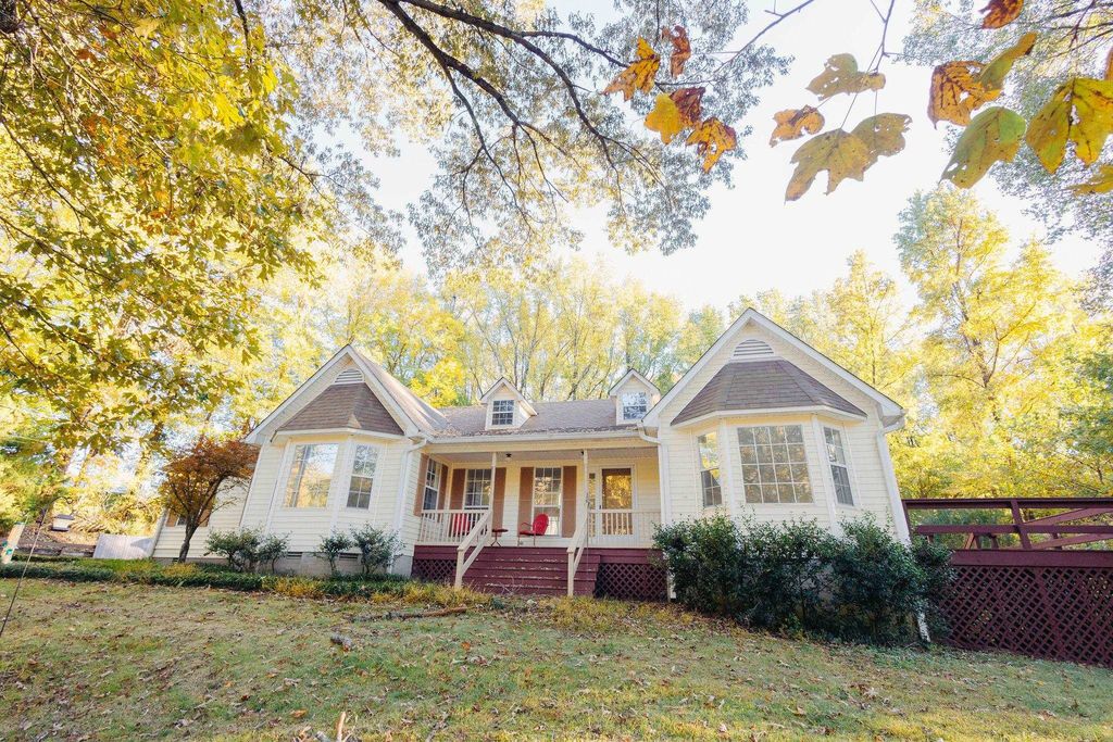 705 MELANIE LN, Munford, TN 38058