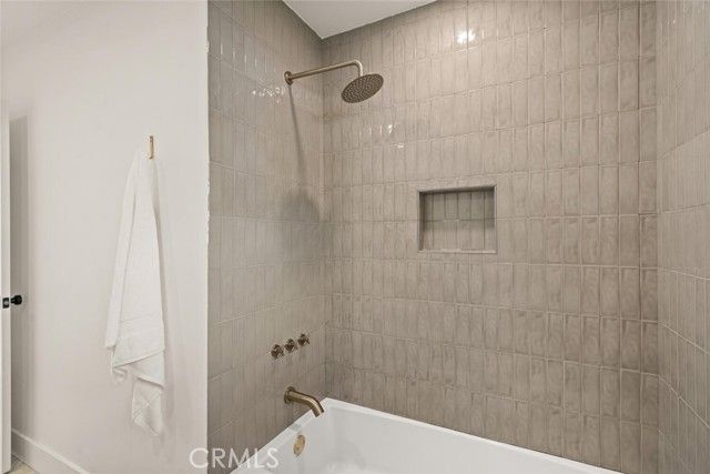 2 Kingston Circle, Chico, CA 95926