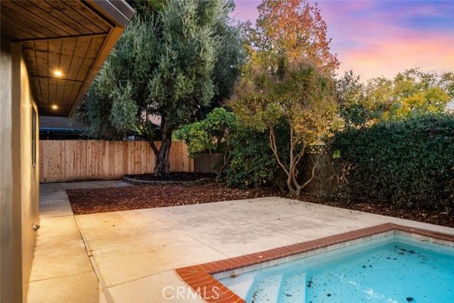 2 Kingston Circle, Chico, CA 95926