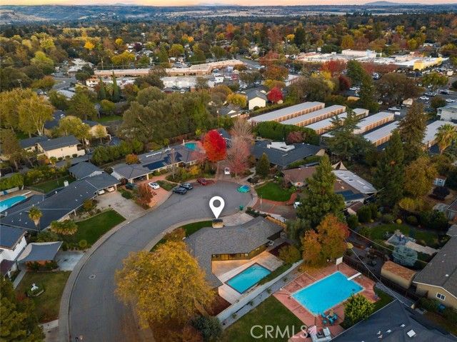 2 Kingston Circle, Chico, CA 95926