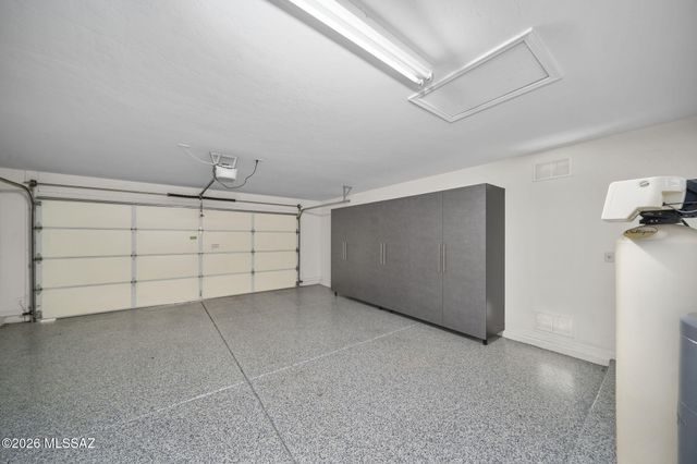 763 N Skywalker Place, Green Valley, AZ 85614