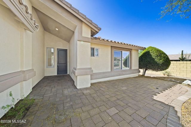 763 N Skywalker Place, Green Valley, AZ 85614