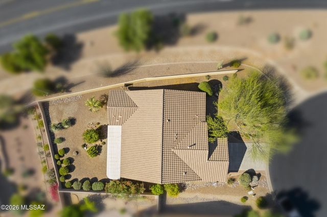 763 N Skywalker Place, Green Valley, AZ 85614