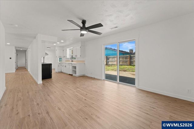 4357 41st Av NE, Salem, OR 97305