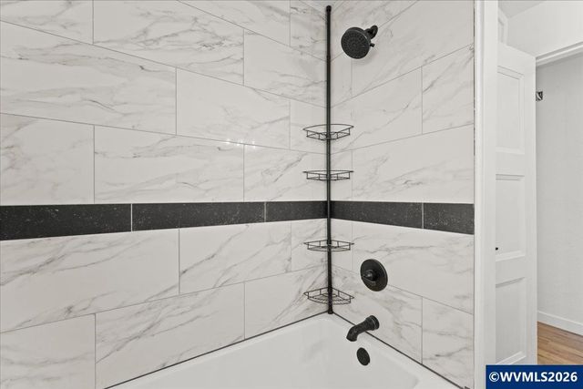 4357 41st Av NE, Salem, OR 97305