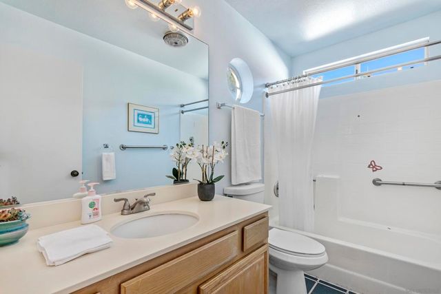 2100 Waterside Dr, Chula Vista, CA 91913