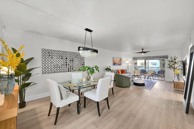 800 E Camino Real 204, Boca Raton, FL 33432