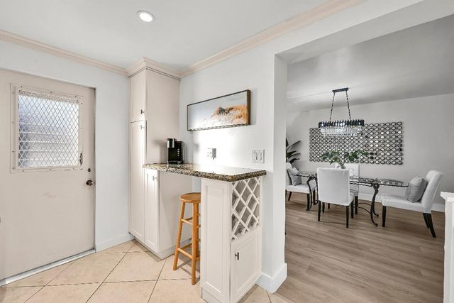 800 E Camino Real 204, Boca Raton, FL 33432