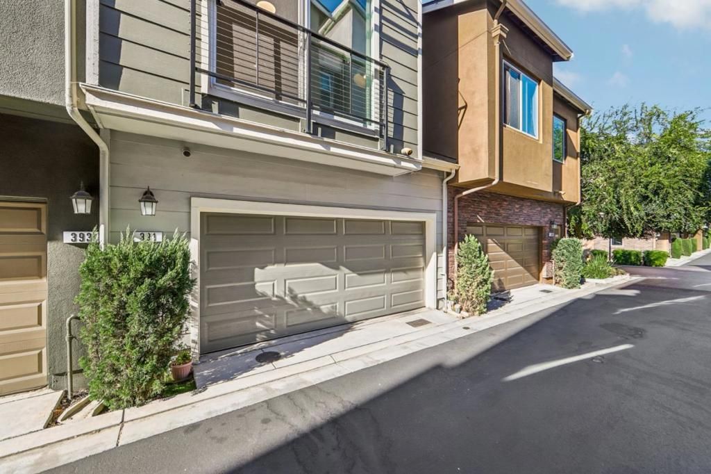 Image 33 of property listing at 391 Charles Morris Terrace, Sunnyvale, CA 94085