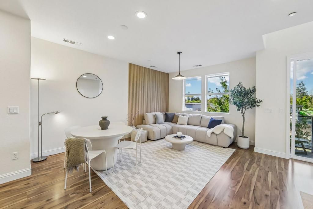 Image 5 of property listing at 391 Charles Morris Terrace, Sunnyvale, CA 94085