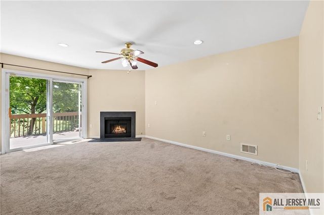 5 Edith Place, Franklin, NJ 08873
