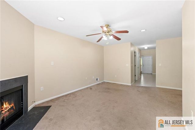 5 Edith Place, Franklin, NJ 08873