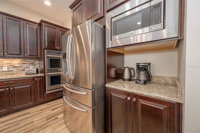 5977 ANISE DRIVE, Sarasota, FL 34238