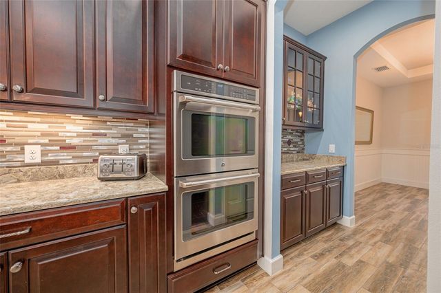 5977 ANISE DRIVE, Sarasota, FL 34238