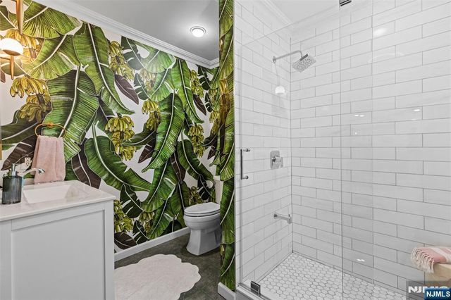 502 Closter Dock Road, Closter, NJ 07624