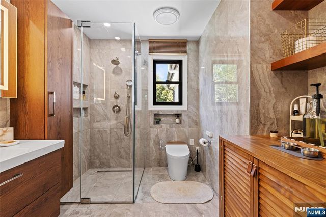 502 Closter Dock Road, Closter, NJ 07624