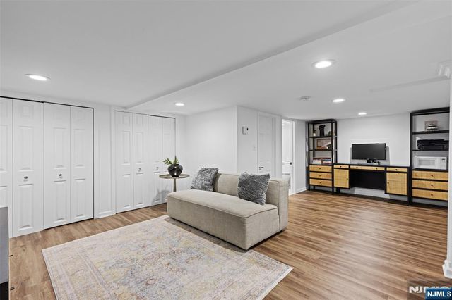502 Closter Dock Road, Closter, NJ 07624