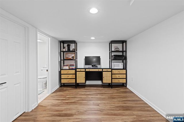502 Closter Dock Road, Closter, NJ 07624