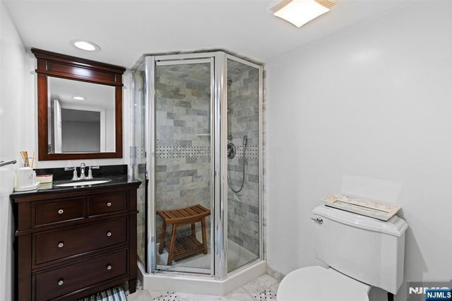 502 Closter Dock Road, Closter, NJ 07624