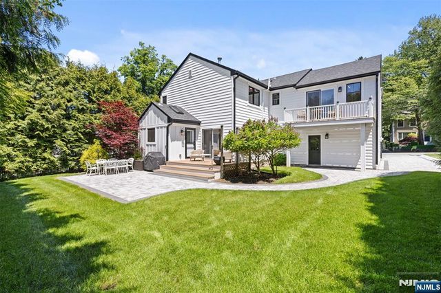 502 Closter Dock Road, Closter, NJ 07624
