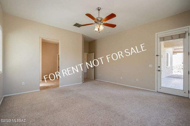 10737 S Miralago Drive, Vail, AZ 85641