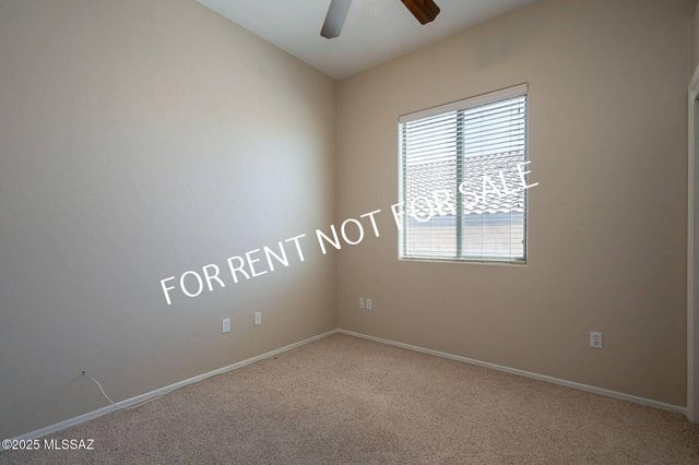 10737 S Miralago Drive, Vail, AZ 85641