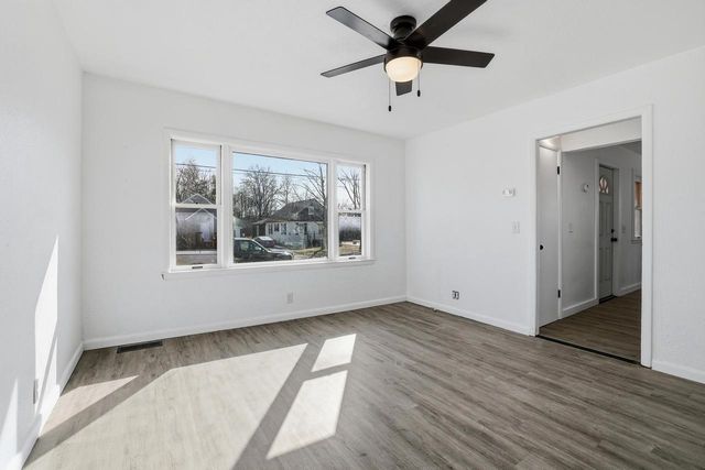 821 10TH AVENUE NORTH, Wisconsin Rapids, WI 54495