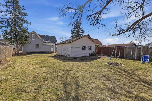 821 10TH AVENUE NORTH, Wisconsin Rapids, WI 54495