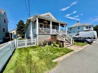 57 D Street Incl Util To A Cap 9/1-5/31, Hull, MA 02045