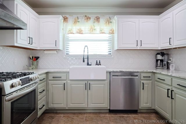 5804 E 147th Street North, Collinsville, OK 74021