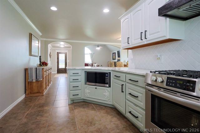 5804 E 147th Street North, Collinsville, OK 74021
