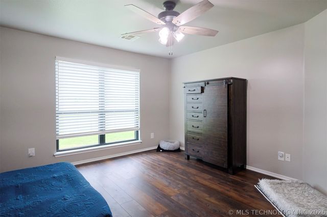 5804 E 147th Street North, Collinsville, OK 74021