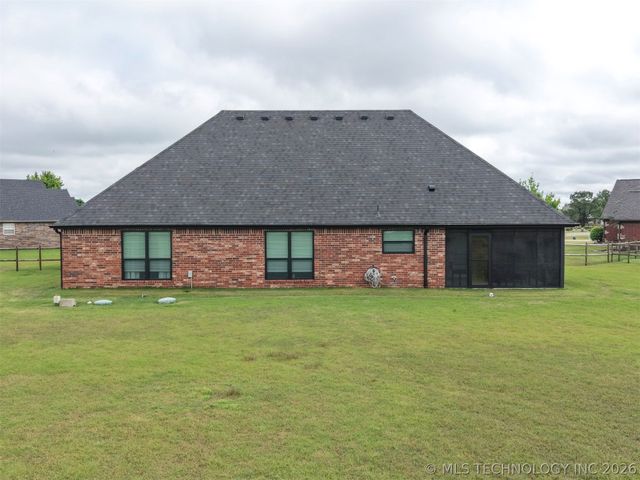 5804 E 147th Street North, Collinsville, OK 74021