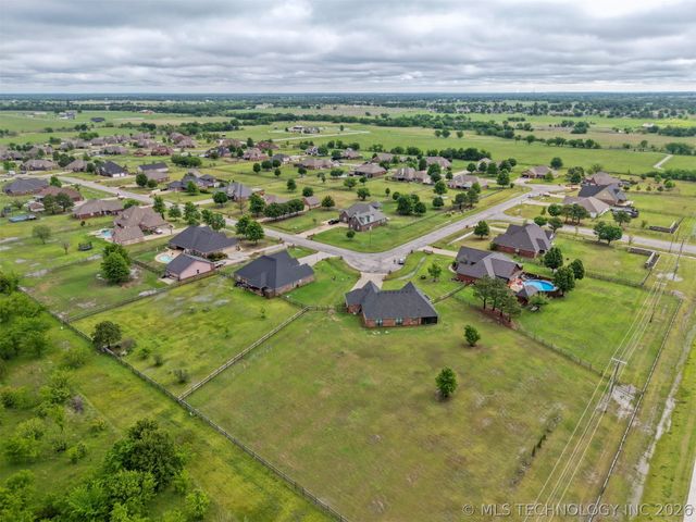 5804 E 147th Street North, Collinsville, OK 74021
