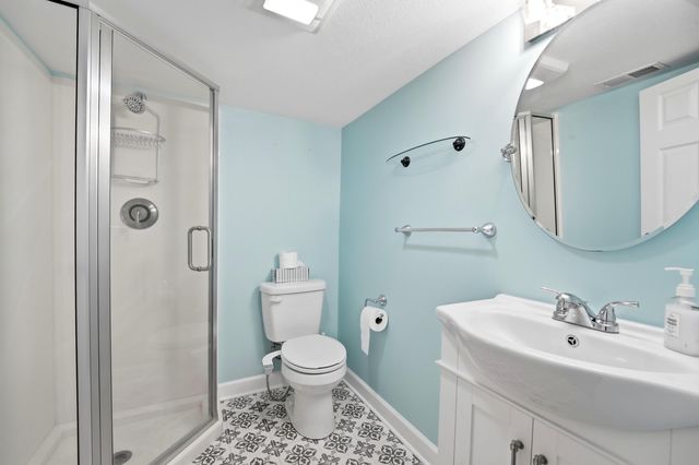217 BRENDA LN, Columbia, MO 65201