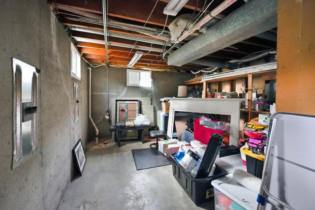 217 BRENDA LN, Columbia, MO 65201