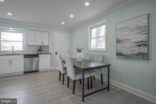 126 FAIRFAX DR, Cinnaminson, NJ 08077