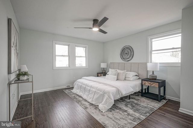 126 FAIRFAX DR, Cinnaminson, NJ 08077