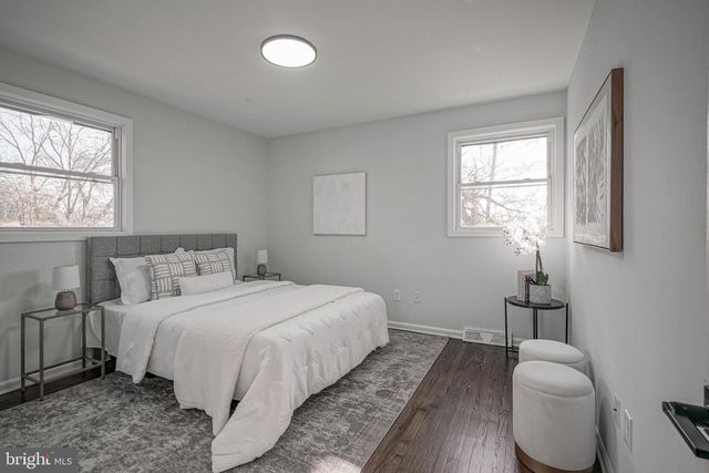 126 FAIRFAX DR, Cinnaminson, NJ 08077