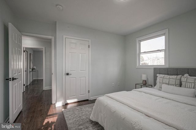 126 FAIRFAX DR, Cinnaminson, NJ 08077