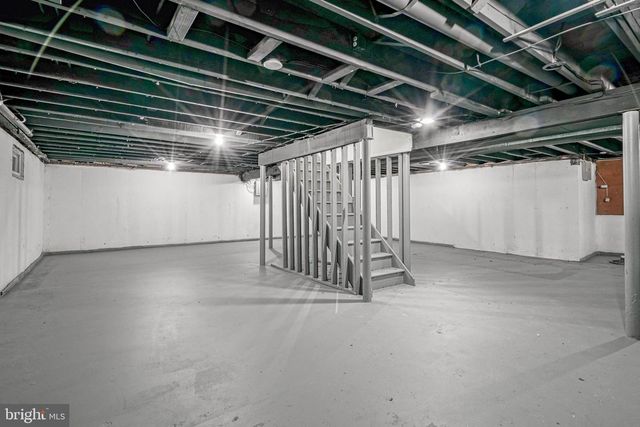 126 FAIRFAX DR, Cinnaminson, NJ 08077