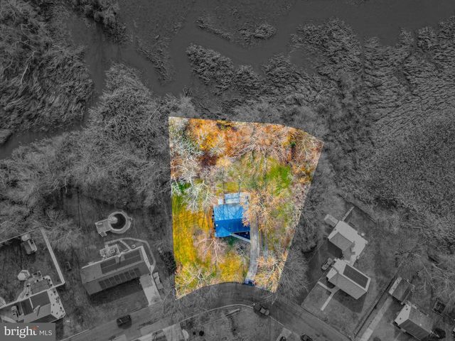 126 FAIRFAX DR, Cinnaminson, NJ 08077