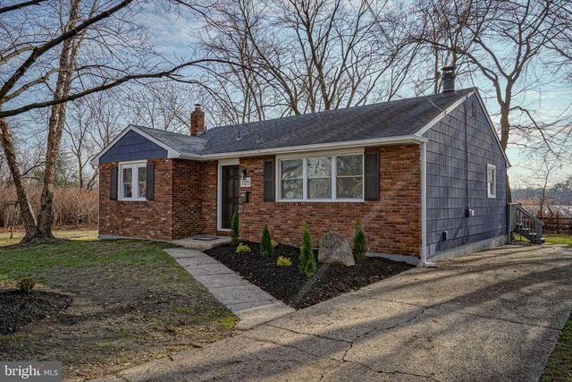 126 FAIRFAX DR, Cinnaminson, NJ 08077