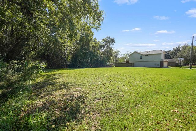 0 Flowers Street, Dayton, TX 77535
