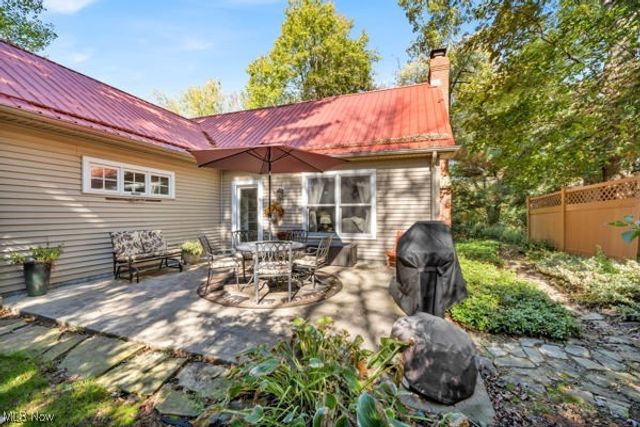 1210 High View Drive, Wadsworth, OH 44281