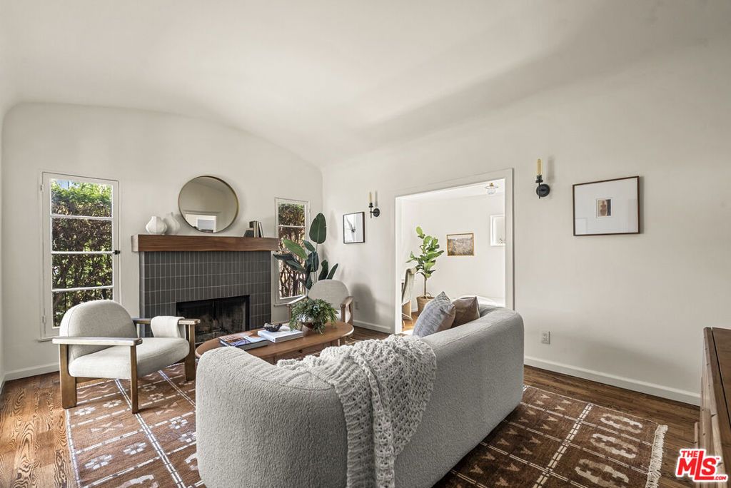 858 N Alta Vista Boulevard, Los Angeles, CA 90046 — exterior