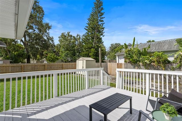 2294 S SHINE AVENUE, Orlando, FL 32806