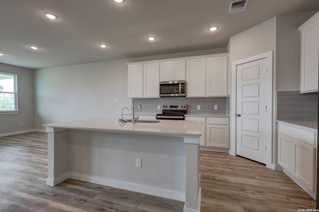 10520 EDDLEMAN COVE, San Antonio, TX 78252