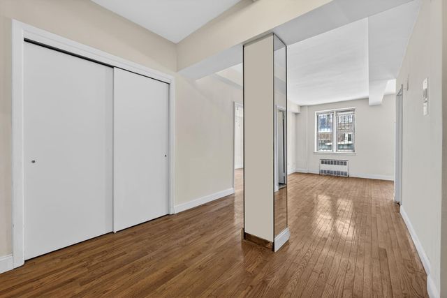2680 E 19th Street LE, New York City, NY 11235