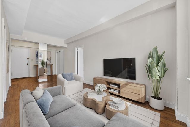 2680 E 19th Street LE, New York City, NY 11235